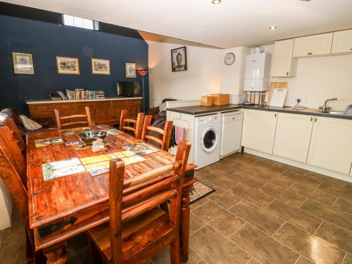 Bwthyn Yr Helyg Willow Cottage Llannor ภายนอก รูปภาพ